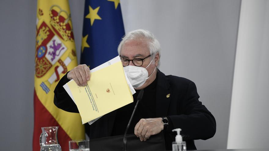 Castells, partidario de vacunar a los profesores que estén en la Ebau