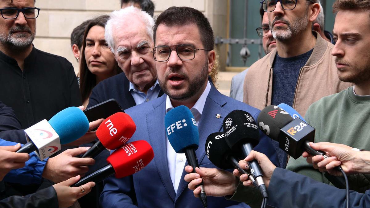 Aragonés responde a Puigdemont: "La unidad no se predica, se practica; y Junts está muy lejos de eso"