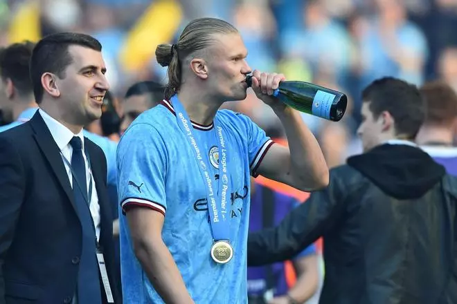 Así ha sido la loca celebración de la Premier League en el Etihad Stadium