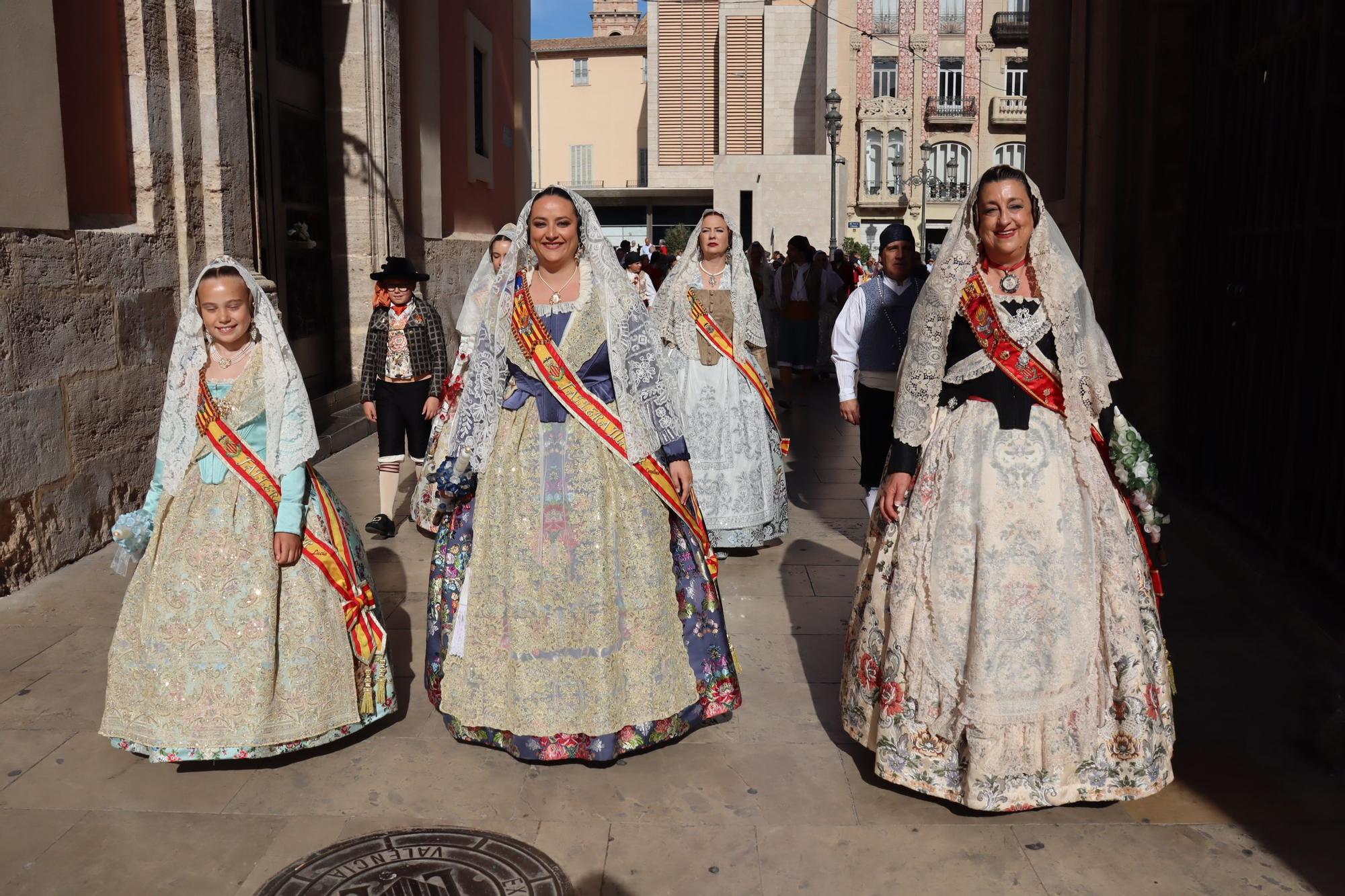 Las comisiones de falla en la Procesión de la Virgen (4/5)