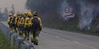 ¿Qué son los incendios de sexta generación? La tormenta de fuego perfecta que amenaza a Asturias