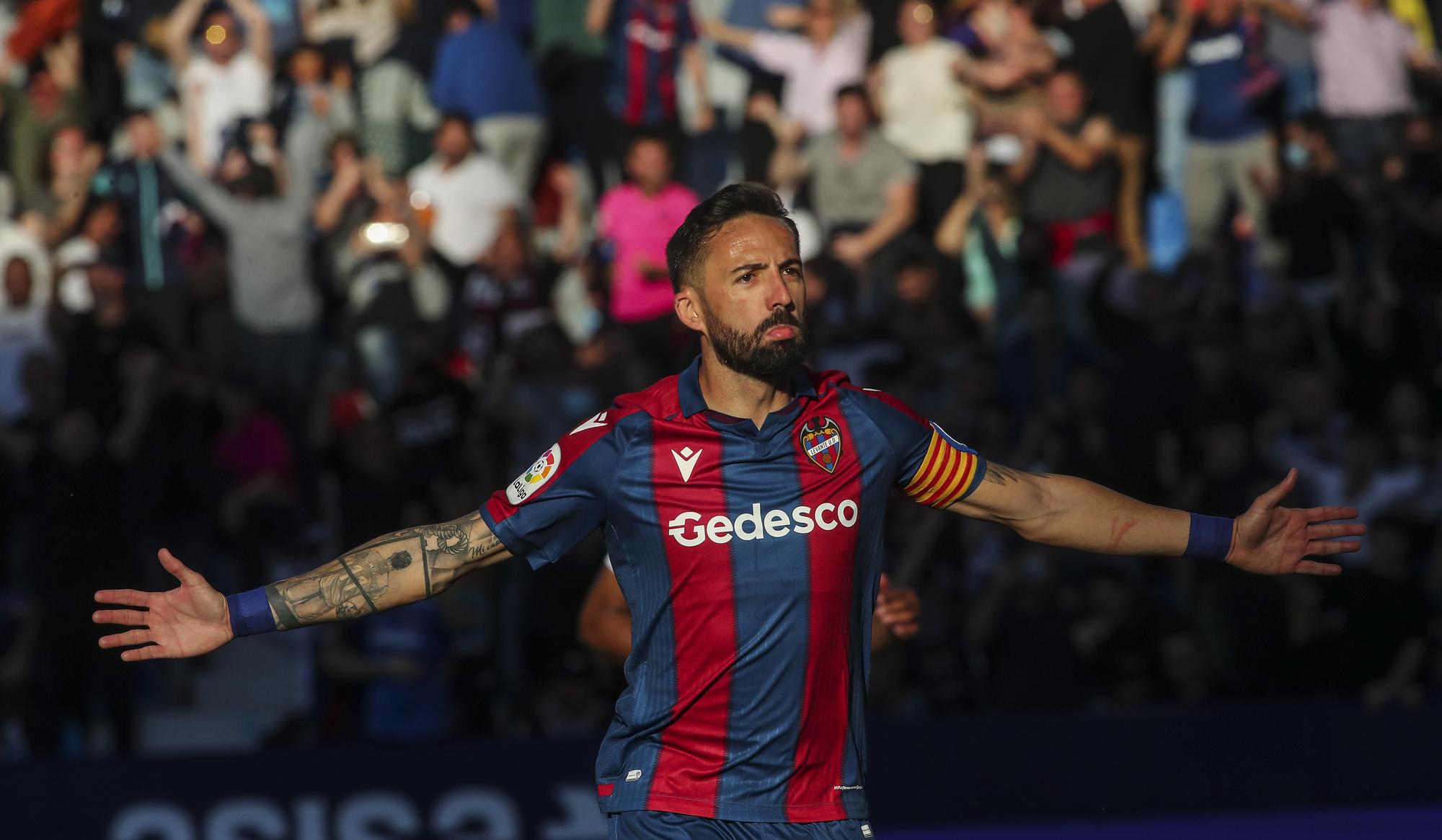 Las imágenes del partido entre el Levante UD y el Sevilla