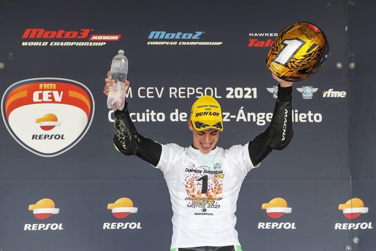Fermín Aldeguer, campeón de Europa de Moto2 de la mano de Héctor Faubel