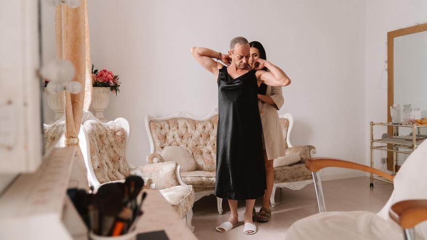 Los padres de familia que se visten de mujer a escondidas: &quot;No soy trans, pero no quería morirme sin haber hecho ciertas cosas&quot;