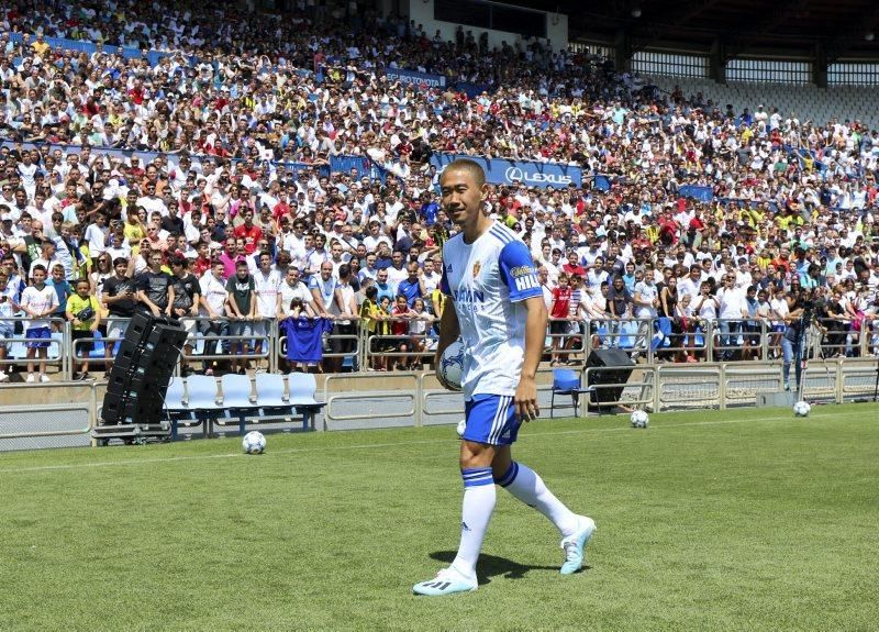 Presentación de Kagawa como jugador del Zaragoza