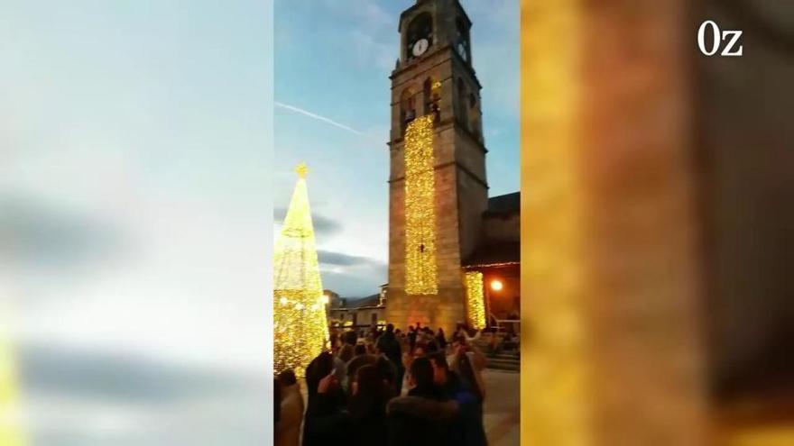 Las luces de Ferrero Rocher ya brillan en Puebla de Sanabria