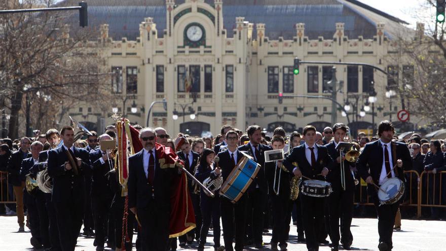 Una banda de música durante las pasadas Fallas.