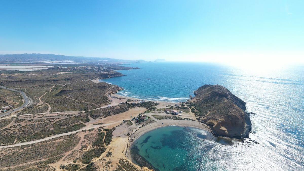 Enhorabuena a los murcianos National Geographic incluye una nueva playa de la Región entre las 25 mejores de España