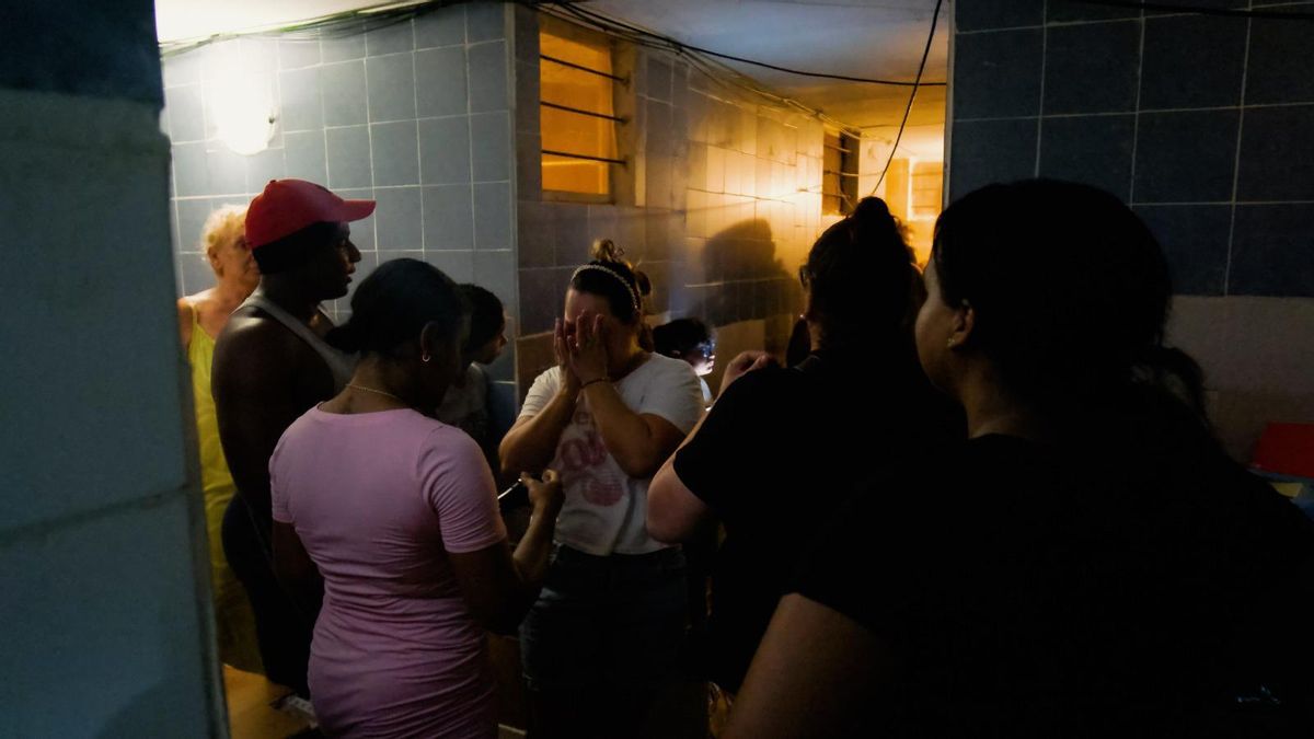 VÍDEO | Frenado un desahucio en las infraviviendas de Joan Miró por la falta de alternativa habitacional para una familia con menores