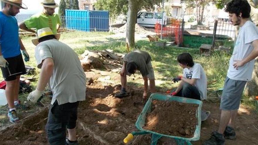 Obren les inscripcions per participar al taller gratuït d&#039;arquelogia al Castell de Berga