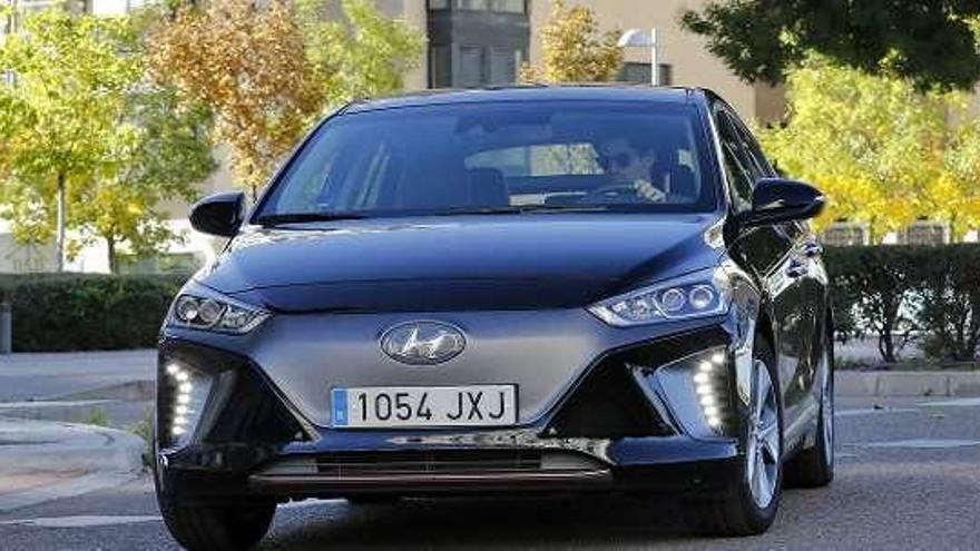 Hyundai Ioniq.