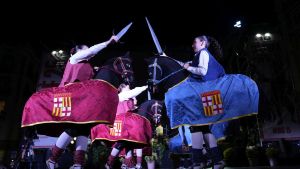 Toc d’inici de la Mercè 2025, gigantes y bestias en la plaza Sant Jaume de Barcelona