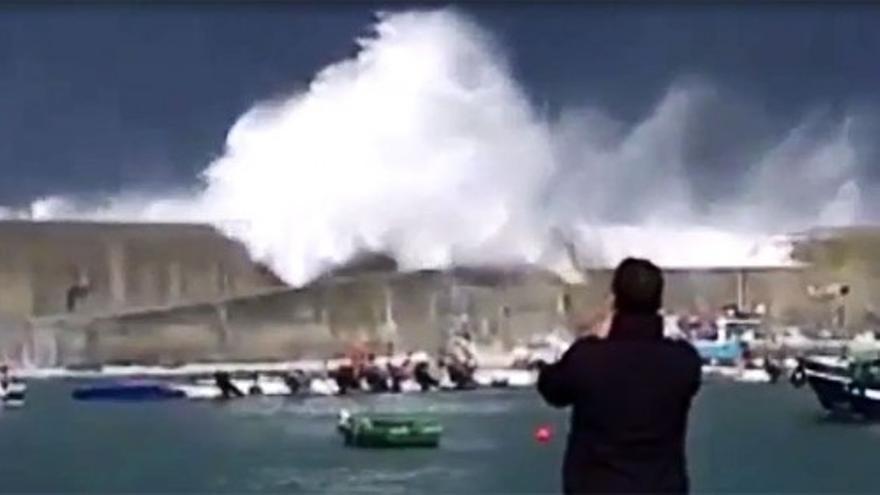 Espectaculares olas en Asturias