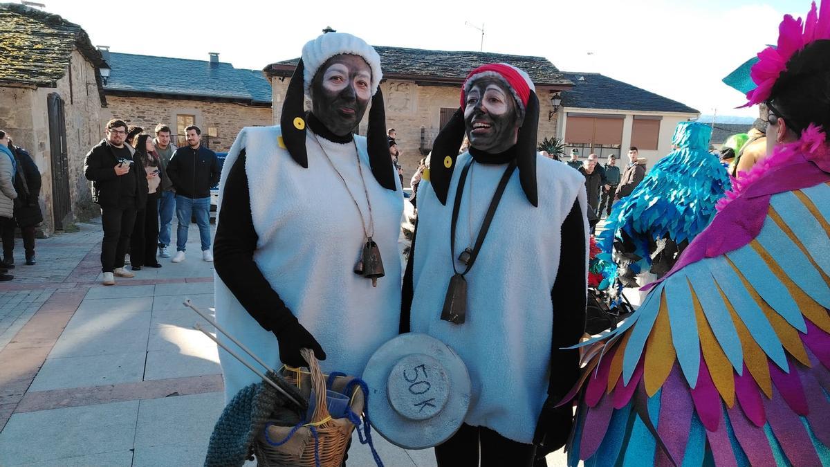 El Cordel Sanabrés anima el carnaval en Puebla de Sanabria El Cordel Sanabrés anima el carnaval en Puebla de Sanabria