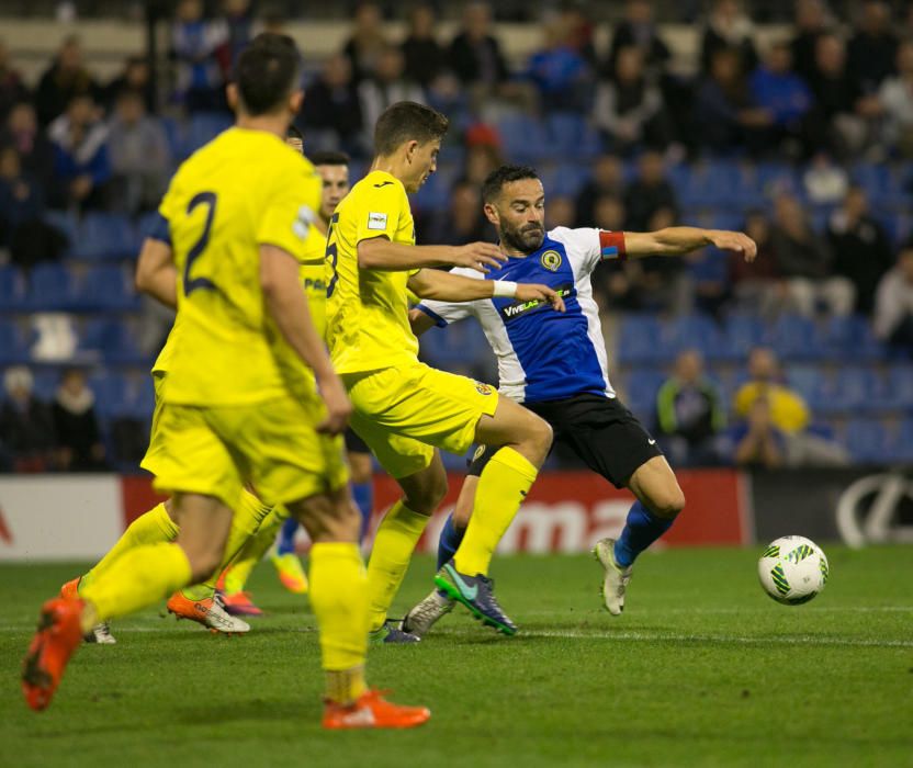 El Villarreal B vuelve a sacar los colores al Hércules en el Rico Pérez y castiga los errores defensivos