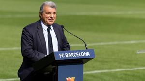 Joan Laporta, durante su intervención en el Camp Nou este miércoles 21 de febrero