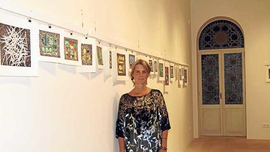 La artista Justine Lagache inaugura la exposición ´Plásticos´ en el Rialto Living