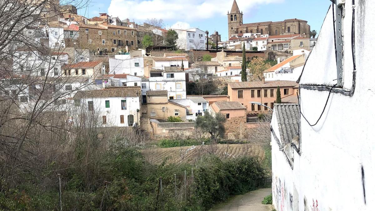 La calle sin nombre, a la entrada de la Ronda de Vadillo.