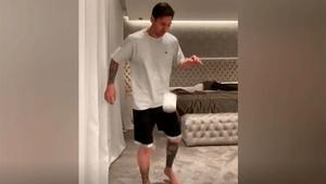 A Messi se le queda corto el reto más viral