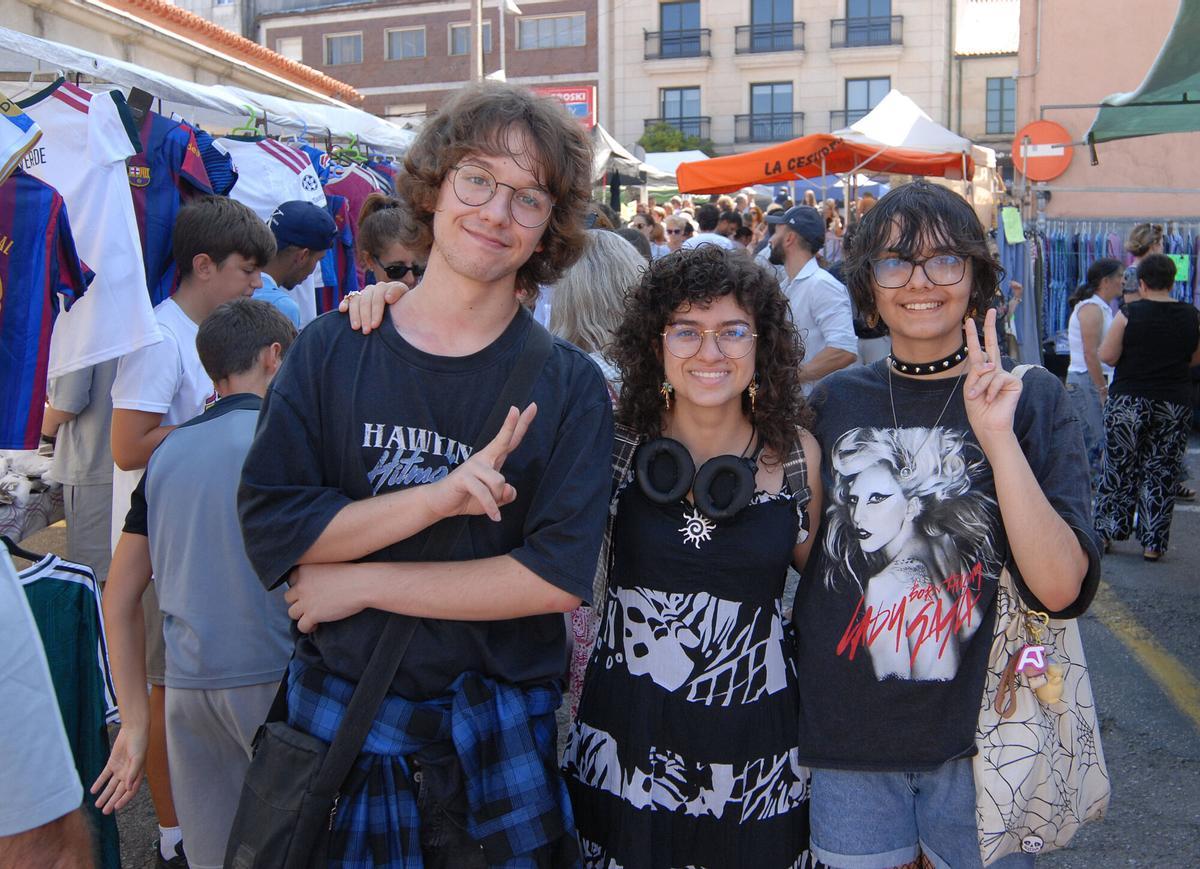 Itzel Piñón, Dorita Radomirova y Álex Honrubia, vienen de Cataluña y Asturias y visitaron la feria por primera vez.
