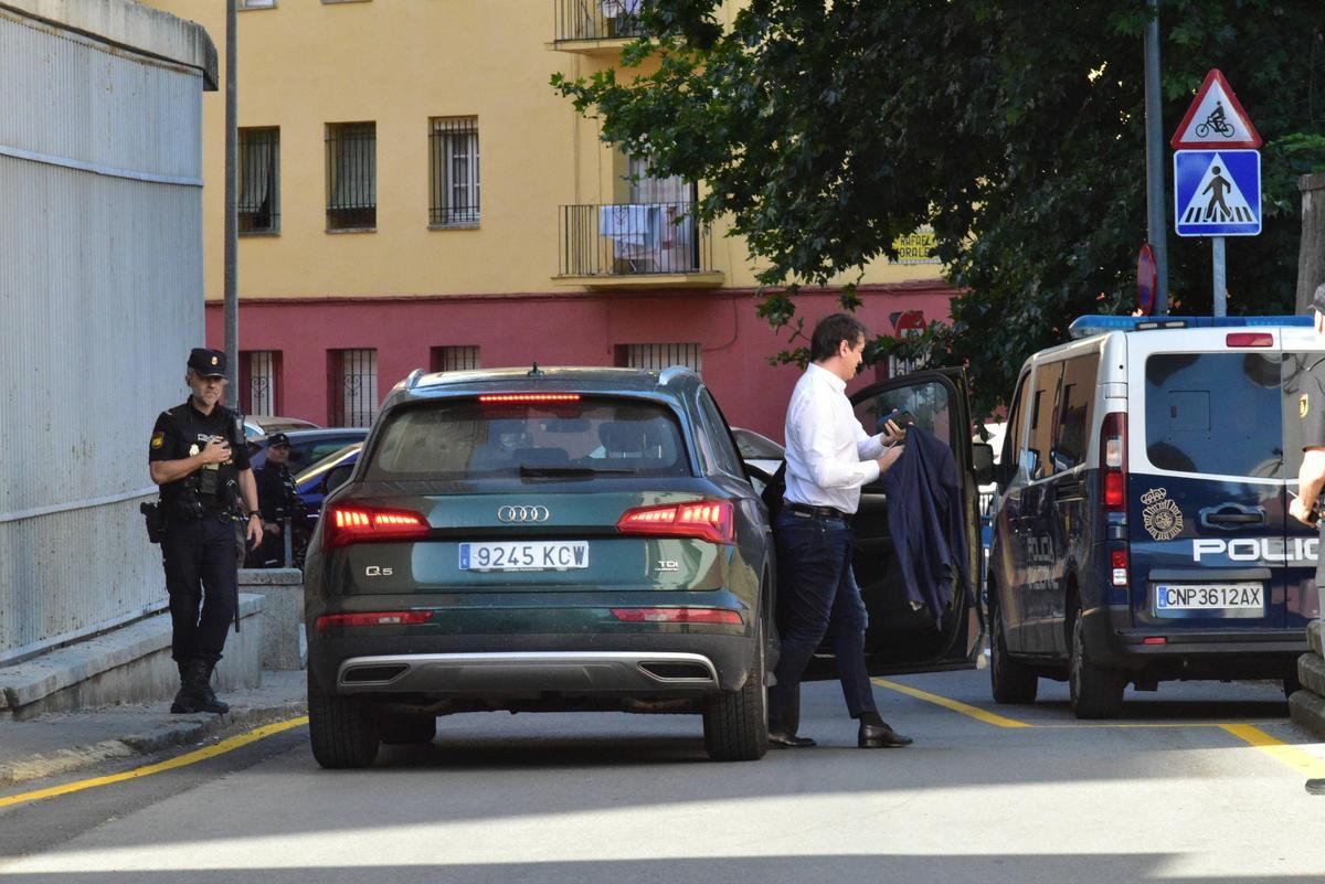 Fotogalería | Llegan los abogados de las acusaciones y los acusados en el juicio contra David Sánchez