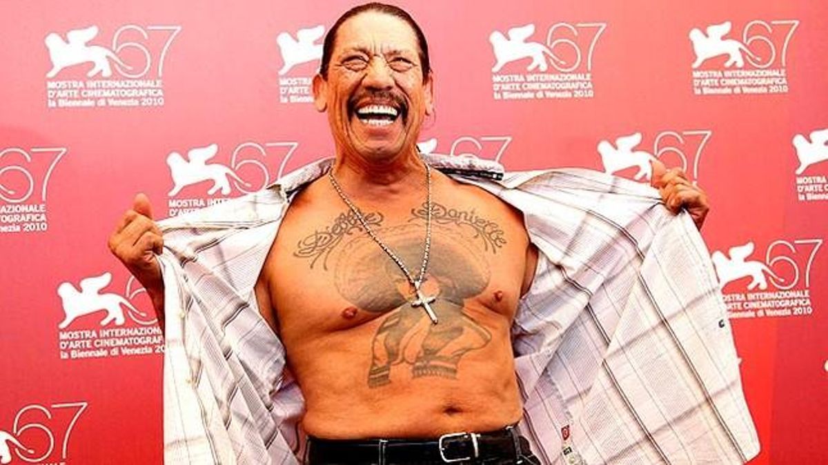 L’actor Danny Trejo es va presentar així al festival de cine més antic del món. Als seus 66 anys, la pel·lícula ’Machete’, on ell és protagonista, el col·loca al cim de la popularitat.