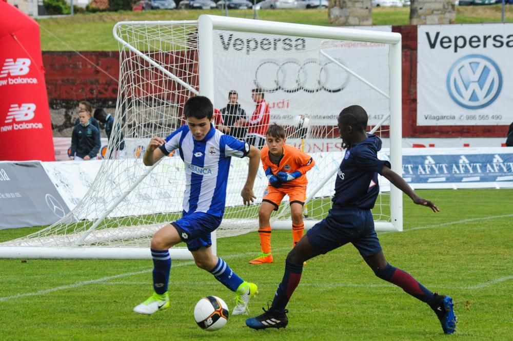 El arranque del Arousa Fútbol-7 trae a la localidad este fin de semana visitantes venidos de hasta siete países