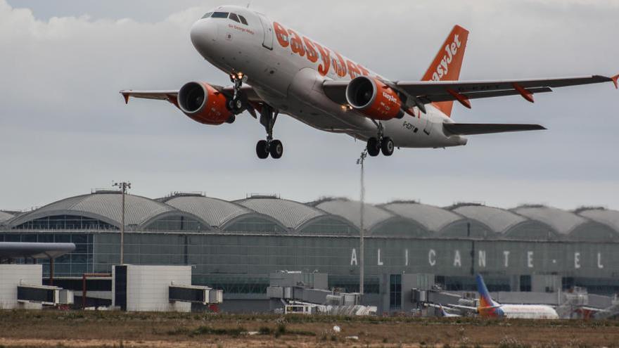 Easyjet abre una nueva ruta entre el aeropuerto y Ámsterdam desde 35 euros