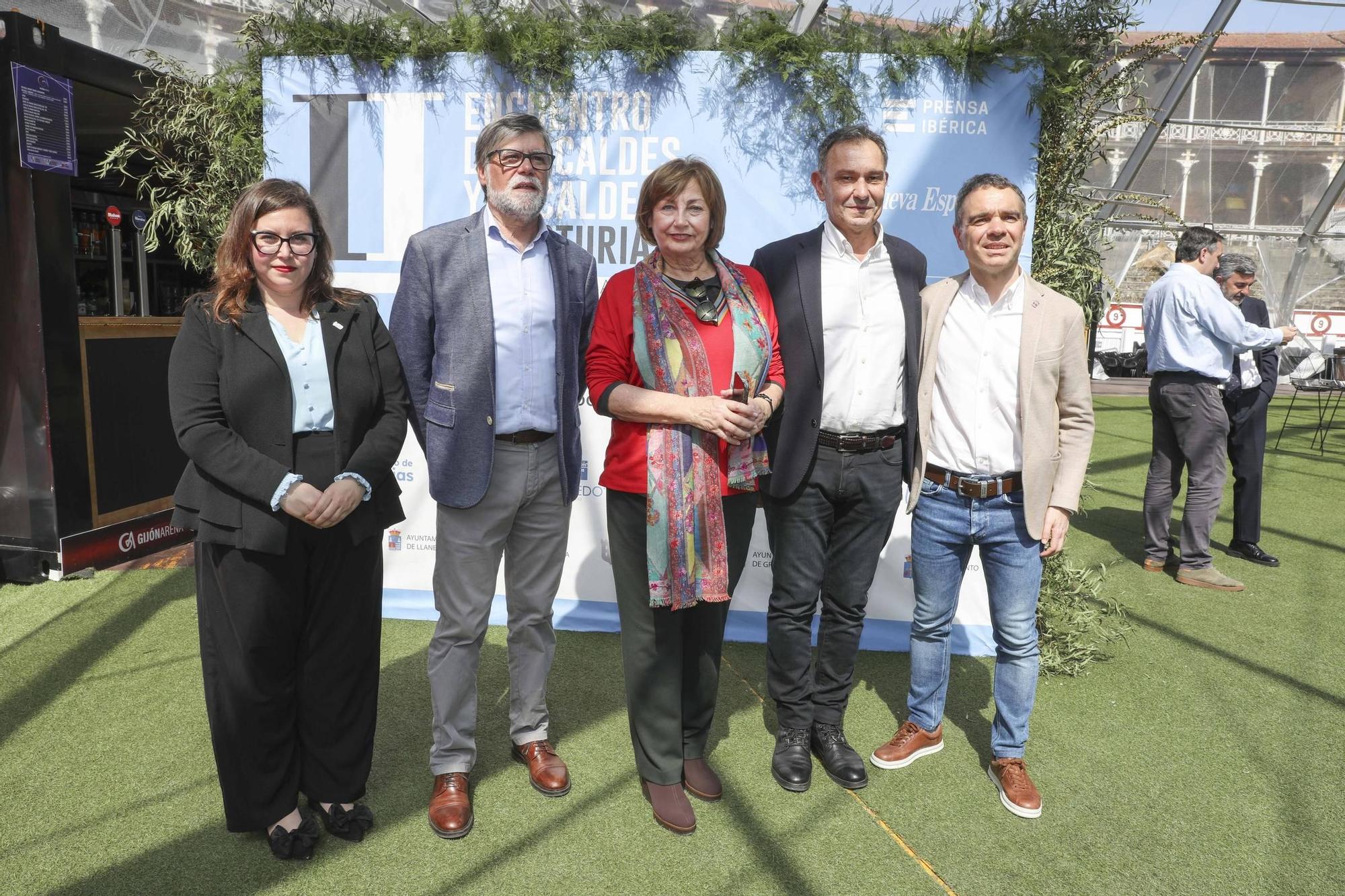 EN IMÁGENES: Así fue el encuentro en Gijón de alcaldes y alcaldesas asturianas dentro del Foro del Municipalismo
