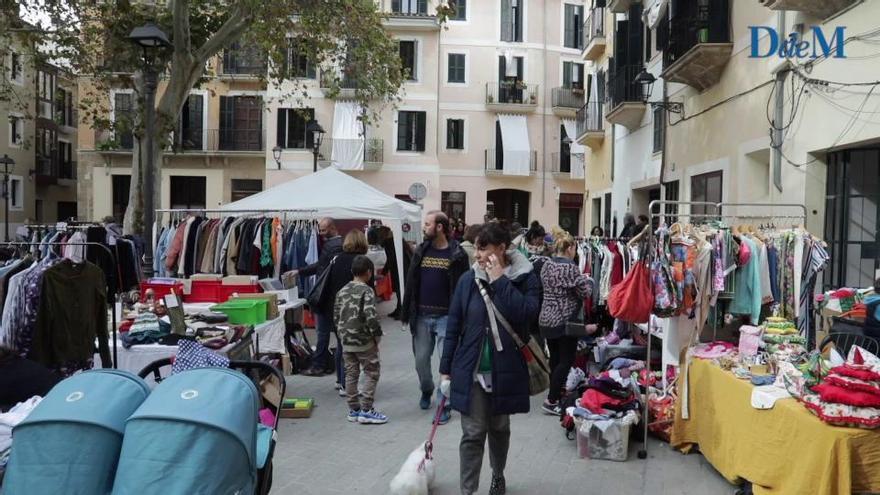 El Mercat de Sant Rescat recupera la esencia del rastro