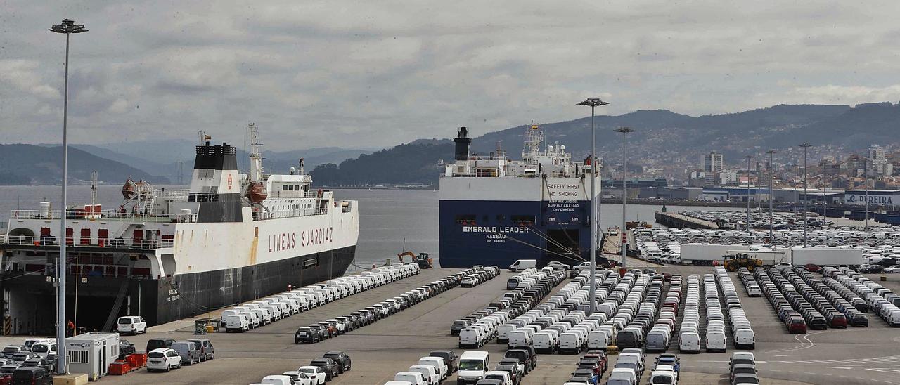 Última operativa de carga antes de agosto en la terminal de Bouzas.