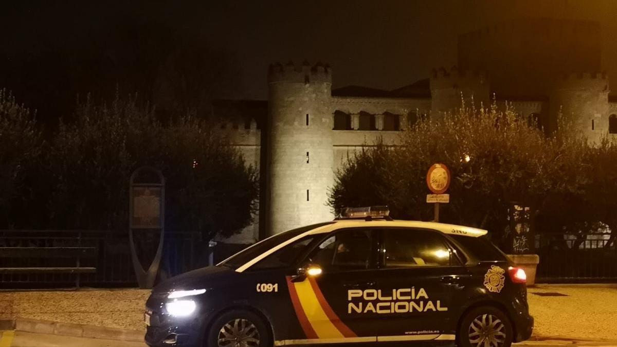 Detenidos tres jóvenes por intentar robar en un bar próximo a la Aljafería