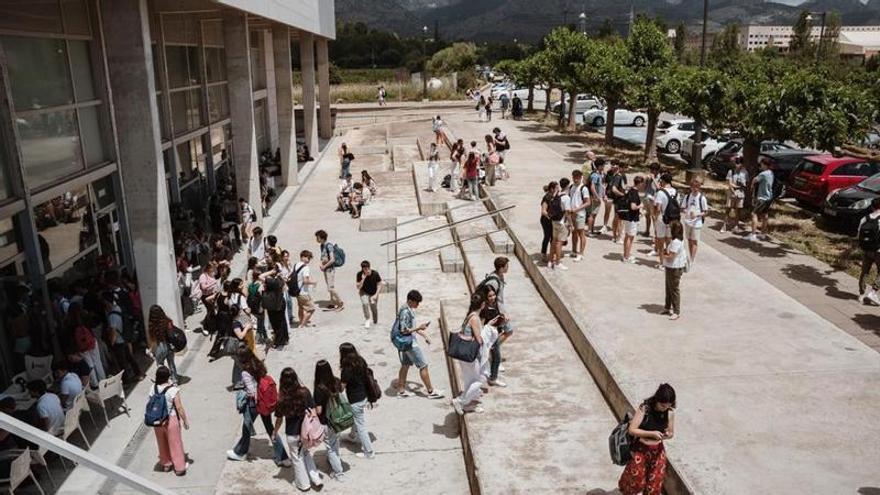 ntes de Baleares tras la dimisión de la cúpula del Máster de Profesorado de la UIB: "Es el síntoma de una política educativa improvisada"