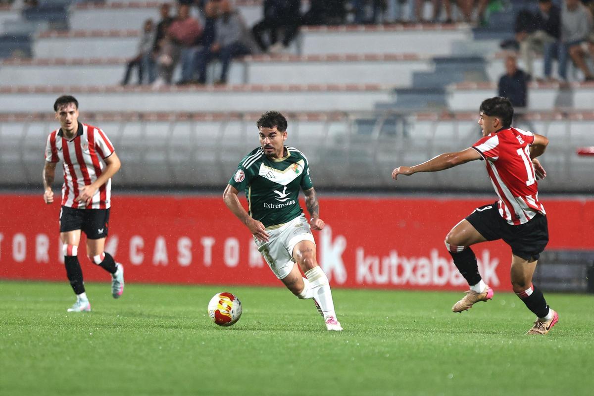 El Bilbao Athletic - Cacereño, en imágenes