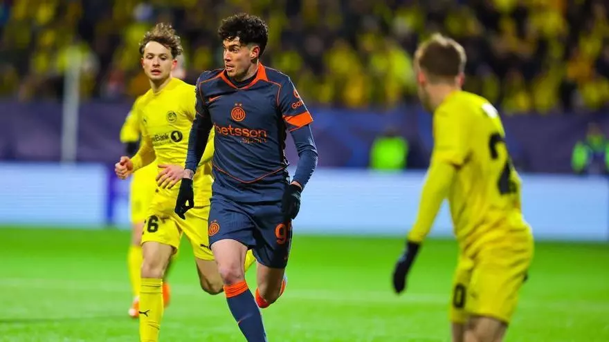 Las claves por las que el Inter puede vender a Bastoni al Barça