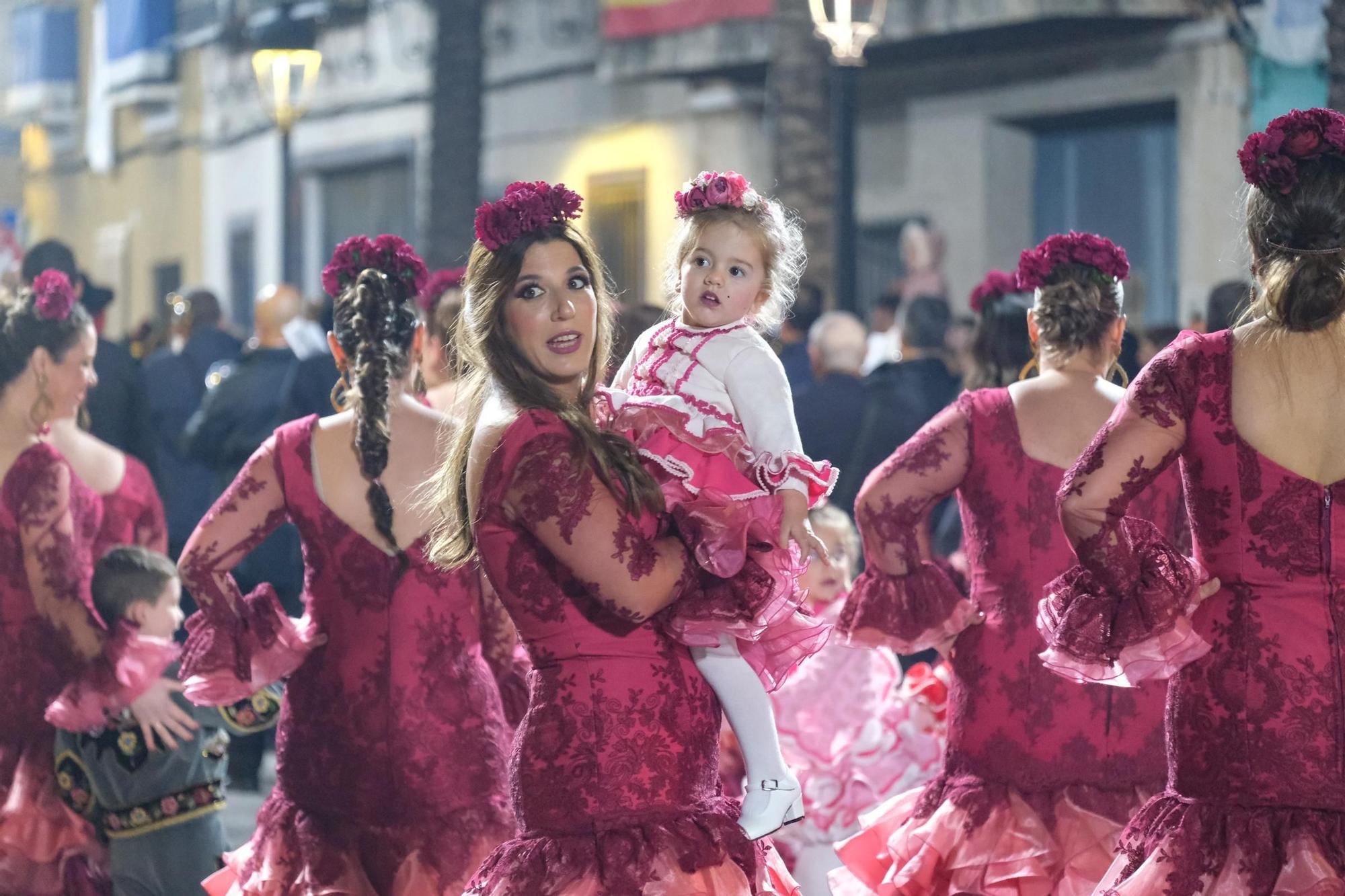 Así ha sido el desfile general de comparsas de las fiestas de Monforte del Cid