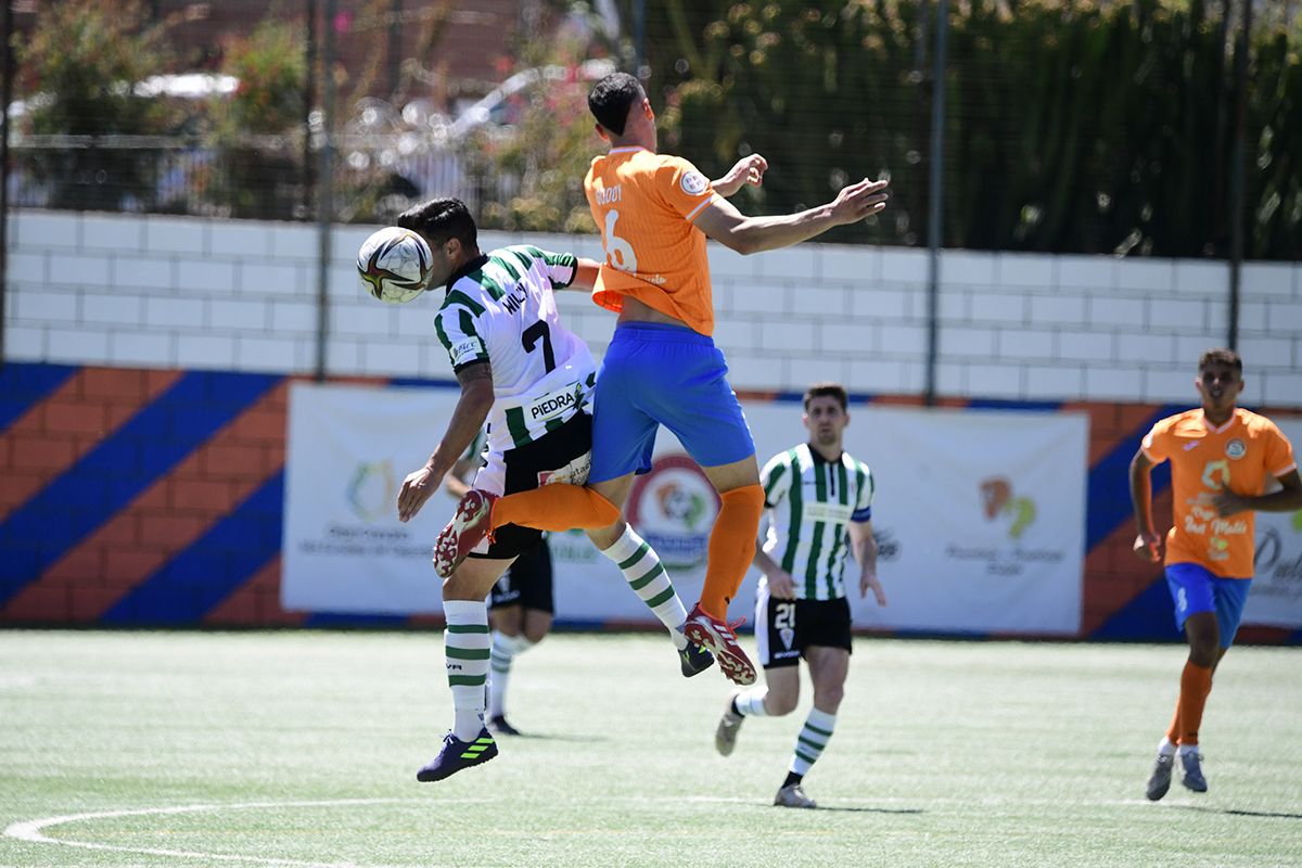 Las imágenes del partido entre el Panadería Pulido y el Córdoba CF