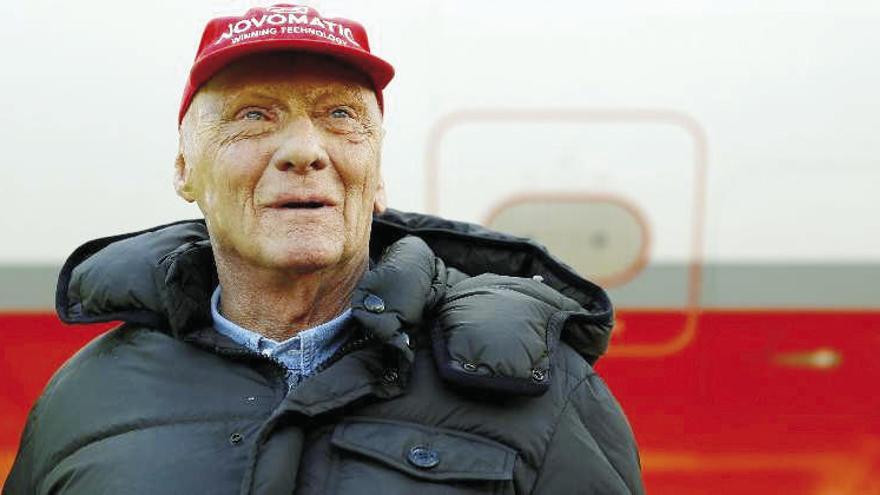 Esperan que Niki Lauda pueda volver a la vida normal