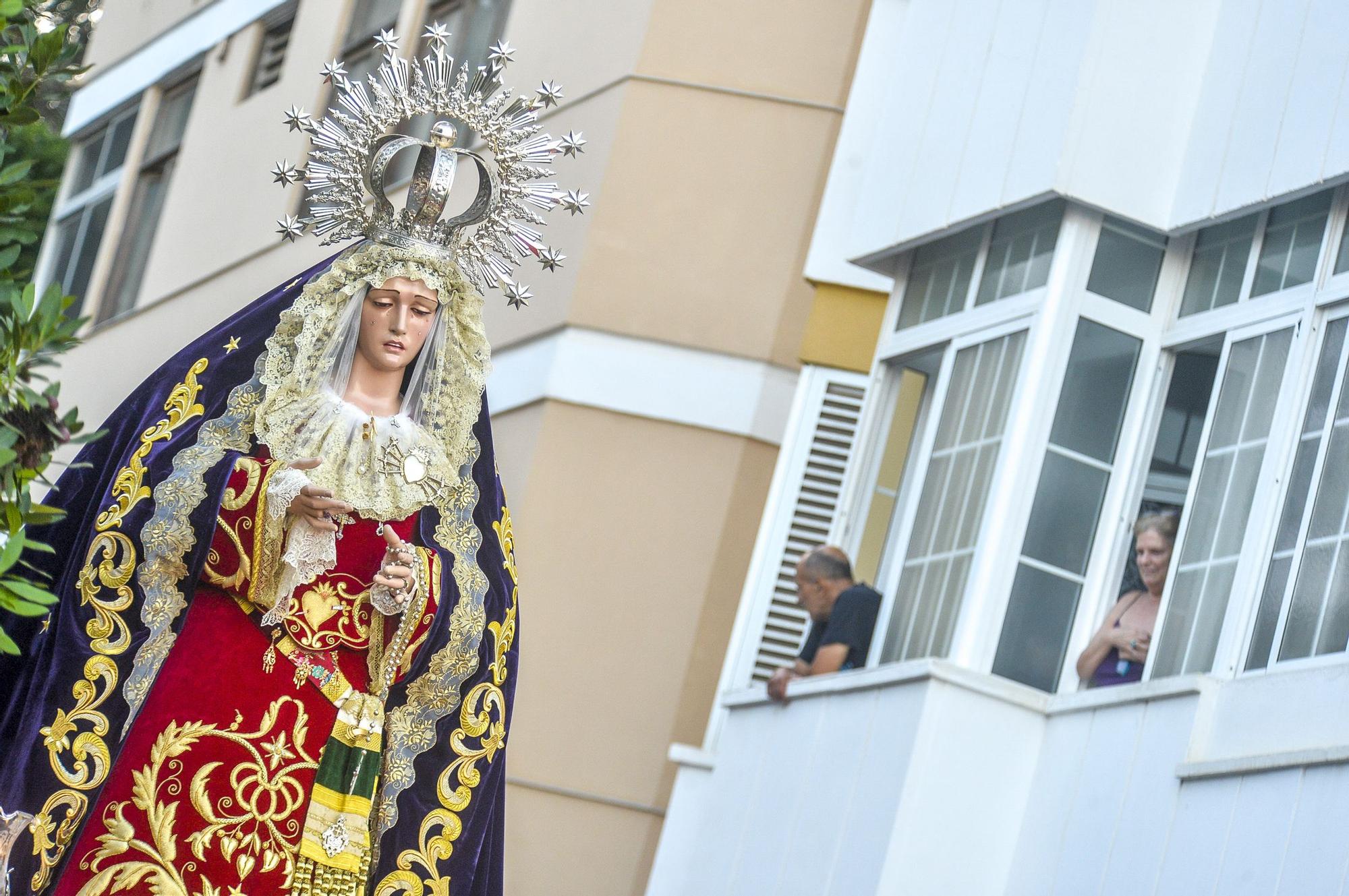 Misa y procesión de Los Dolores de Schamann