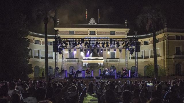 BARCELONA 05 08 2020 Contra Espacios Abiertos de Verano Festival Fes Pedralbes Concierto de David Bisbal en el Festival de Pedralbes FOTO FERRAN SENDRA
