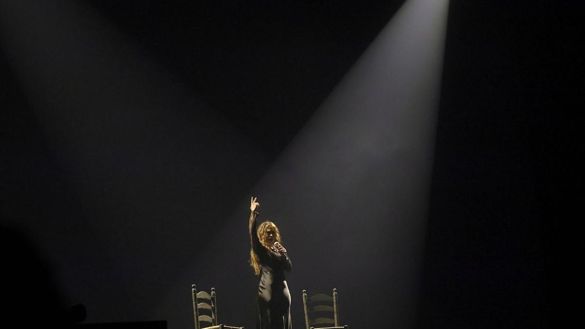 FOTOS | El rap de la Mala Rodríguez y el cante jondo de María Terremoto inauguran el Festival Paco de Lucía