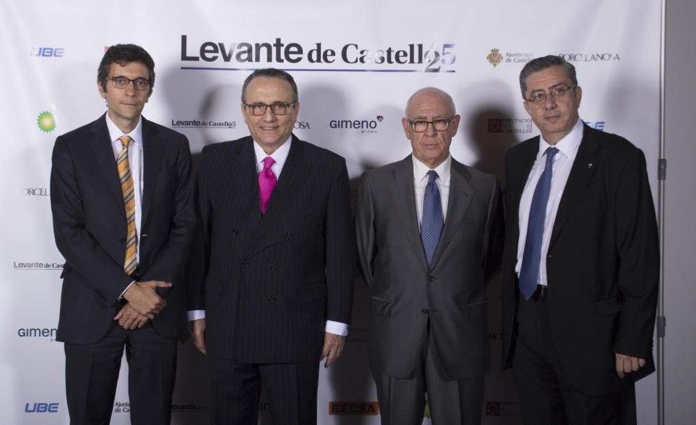 Gabriel Batalla, de Becsa; junto al presidente de EPI, Javier Moll; el consejero de EPI, Jesús Prado, y el delegado de Levante de Castelló, Pepe Beltrán.
