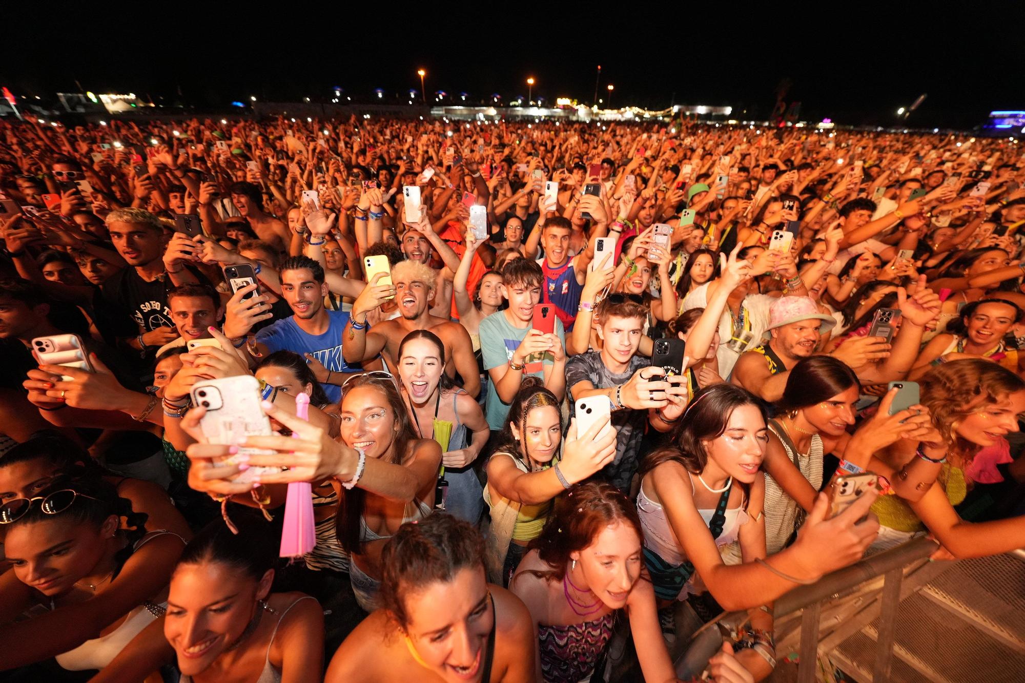 Nicky Jam hace bailar a más de 60.000 "sounders"