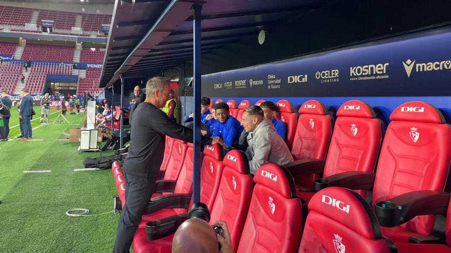 El gesto de complicidad de Flick con Bryan Zaragoza