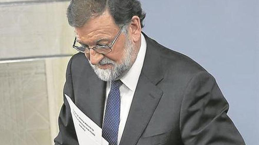 El Gobierno de Rajoy afronta su mayor crisis