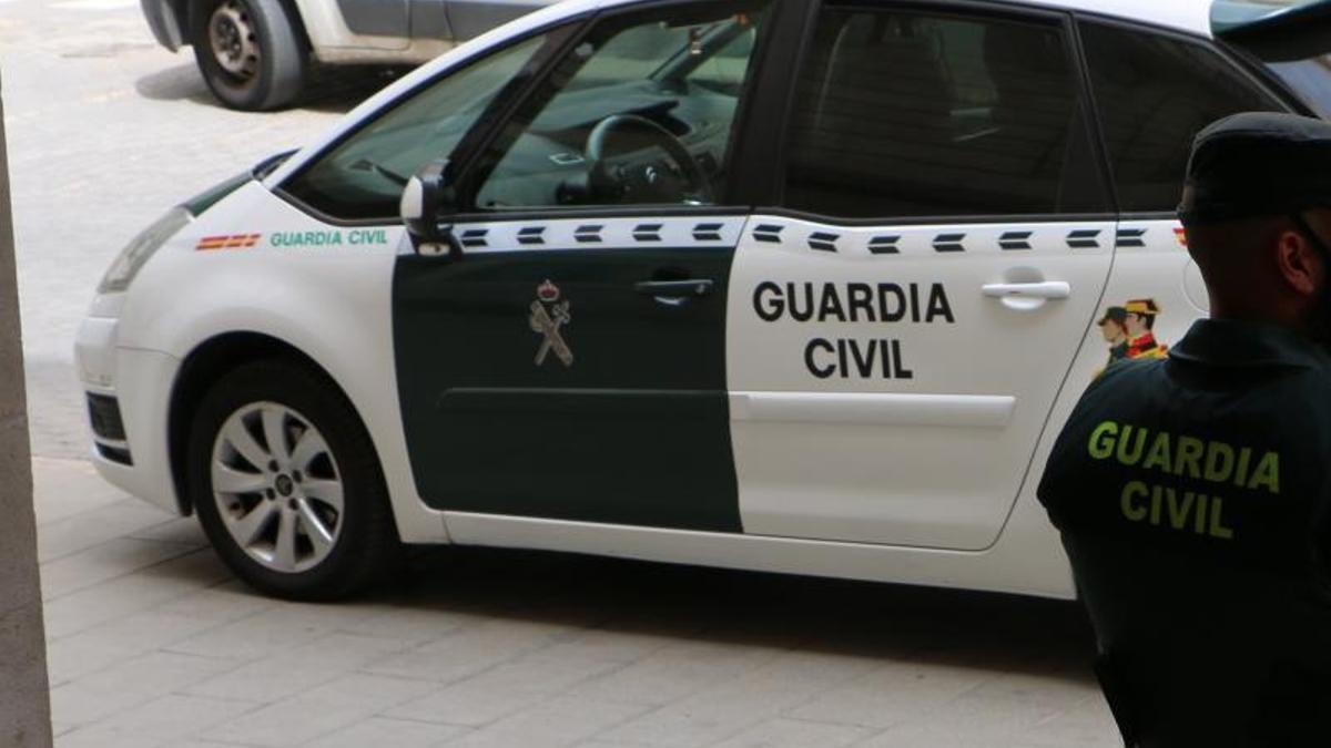 Un vehículo de la Guardia Civil durante una actuación en Mallorca. | GUARDIA CIVIL