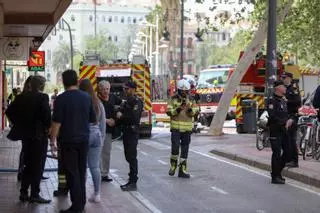 Una fuga de gas posible causa del incendio de un piso en Valencia
