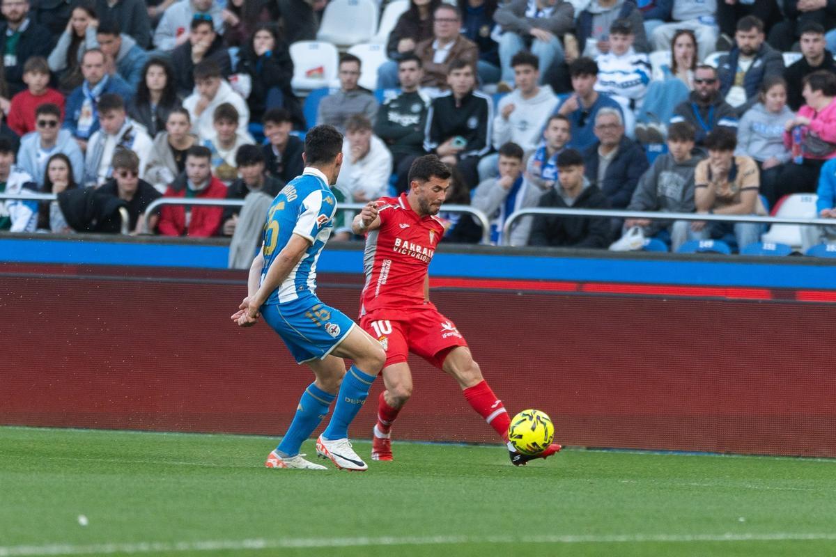 Jacobo González en el encuentro del Córdoba CF ante el Deportivo de La Coruña.