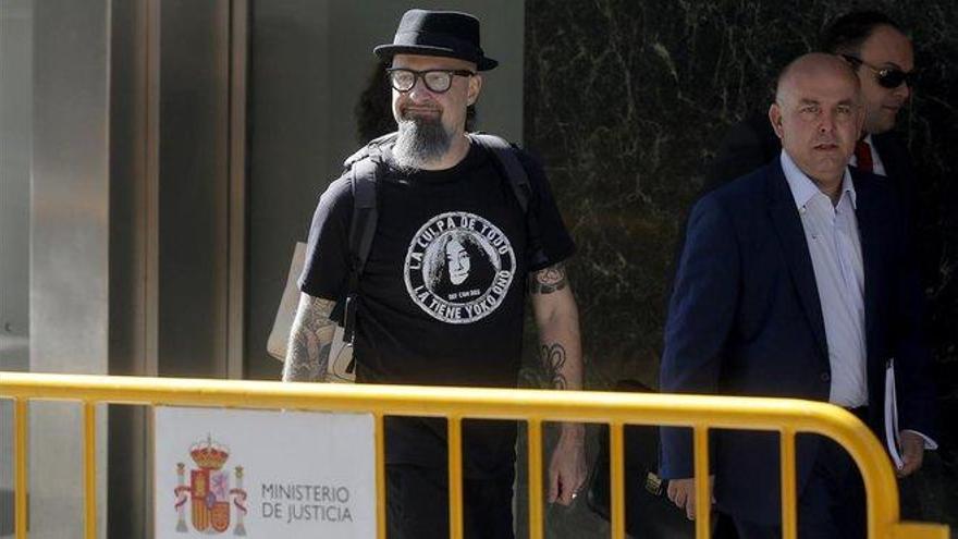 Los artistas se rebelan contra la censura de los nuevos consistorios de derechas