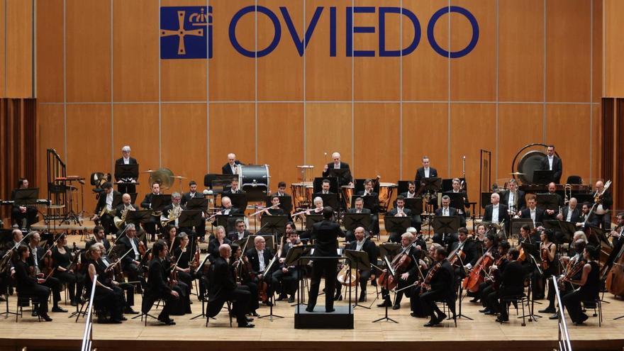 El concierto protagonizado por la OSPA ayer en el Auditorio.